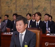 정몽규 "홍명보로 정해도 외인 감독 모두 면접하라고 했다"