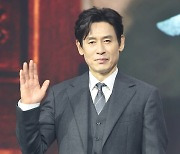 '보통의 가족' 설경구 "세 번의 식사신에서 균열과 위화감 표현하려 했다"