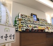 [단독]장기표, 병상서 尹에 당부 "통일 흔들림 없이 나아가야"