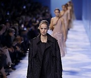 France Fashion Christian Dior 25