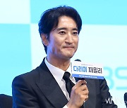 [포토] 신현준 '즐라탄 대국민 프로젝트 공약'