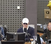 ‘개소리’ 박성웅 “50살 넘어 막내 연기, 이순재·김용건 보며 많이 배워” (라디오쇼)