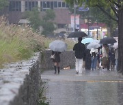 낮동안엔 늦더위, 밤낮 일교차 커져…내일 전국 대부분 지역 5~20mm 소나기