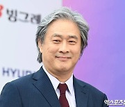 "방송인으로 떳떳" 박찬욱→'첫 수상' 송강호, '서울드라마어워즈' 피날레 [종합]