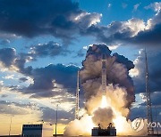 epaselect CHINA JIUQUAN SATELLITE LAUNCH