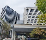 지방은행 연체율 시중은행의 2배 넘어…경기민감업종 더 힘들어