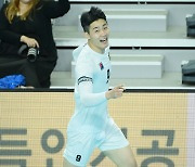 '3승' 삼성화재, B조 1위…국군체육부대, 컵대회 준결승 진출(종합)