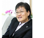 이에리사, 대한탁구협회 회장 도전…'유소년 육성 강화 공약'