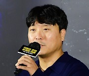 [포토] ‘더러운 돈에 손대지 마라’ 김민수 감독