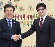 굳건한 이재명, 흔들리는 한동훈…장래 지도자 선호도 물으니