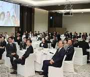 '군인가족의 날'을 아시나요…한화, 모범장병 가족 초청 '힐링데이'