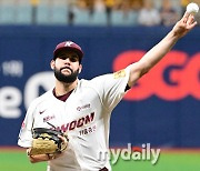 '5강 싸움' 최대 변수 될까? SSG전 등판 예정 헤이수스 내전근 부상으로 말소 [MD수원]