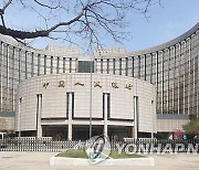 中, 예고대로 지준율 0.5%p↓·190조 공급…연휴 내수 회복 총력