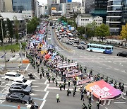 尹정권 퇴진 시국대회, '숭례문에서 용산까지'