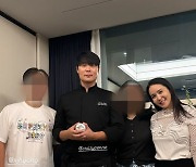 "안성재 셰프님이 싫어하는 식용꽃"…박지윤, 흑백요리사 '최현석' 식당 방문 [★SHOT!]