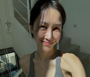 “이렇게 뼈말라인데 고지혈증”…’♥엄태웅’ 윤혜진, 운동에 식단까지 빡시게!