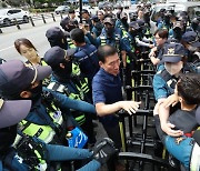 대구퀴어축제, 경찰·주최 측 ‘장소·범위’ 실랑이 끝 개최