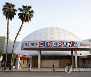 Los Angeles Theaters