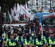 대구퀴어문화축제, 행진하는 참가자들