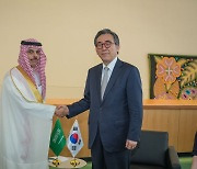 조태열, 유엔총회 계기 사우디 등 외교장관들과 릴레이 회담