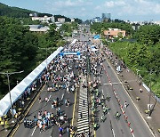 ‘비만율 1위’ 제주도, 차 없는 거리 걷기 축제 1만여명 참가