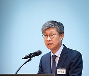 "플랫폼, 자율 규제 중심돼야…네카오 커야 중소기업도 커"