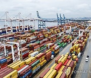 USA LONGSHOREMEN STRIKE