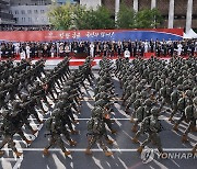 제2신속대응사단 시가행진