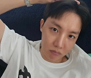 '말년병장' BTS 제이홉..."전역 날 뵙겠습니다"