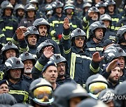 PORTUGAL FIREFIGHTERS DEMONSTRATION