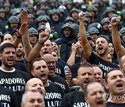 PORTUGAL FIREFIGHTERS DEMONSTRATION