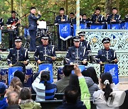 '더글로리' 이도현, 벨기에 떴다…공군 군악제 K팝 버스킹 공연