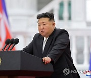 [속보] 김정은 "尹, 핵보유국 앞 압도적 대응 입에 올려…온전치 못한 사람"