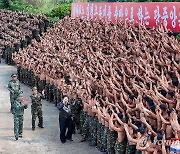 김정은, 대한민국 국군의날즈음 특수작전부대 시찰