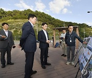 김윤상 차관, 가덕도신공항 현장방문