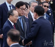 윤 대통령, 필리핀 국빈 방문 첫날 일정 마무리…7일 정상회담 (종합)