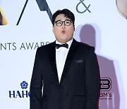 김요한, '부산 팬 환호에 놀라워' [사진]