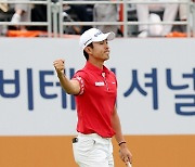 '4년 만에 쾌거' 이수민, 현대해상 최경주 인비테이셔널서 역전 우승…통산 5승