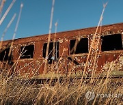 GREECE  PHOTO SET TRAINS