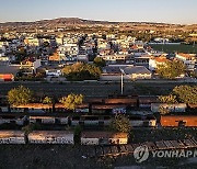 GREECE  PHOTO SET TRAINS