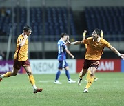 '아사니 해트트릭' 광주FC, ACLE 데뷔전서 日요코하마에 7-3 대승