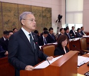 유인촌 장관, 정몽규 축구협회장의 4선 도전 ‘불가’ 방침 재확인