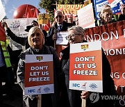 BRITAIN PROTEST WINTER PAYMENT