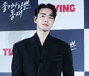 이준혁 '나쁜 동재 포즈'[★포토]