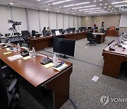 국감 이틀째 곳곳 파행…김여사·이재명 블랙홀에 정책감사 뒷전