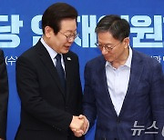 정성호 "한동훈, 윤과 결별의 시기 고민…2월까진 김건희 특검 결정"