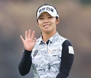 2주 연승 도전하는 김수지 "신중하지만 과감하게" [KLPGA 변형 스테이블포드]