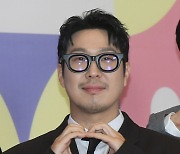 하하, ‘런닝맨’·‘놀뭐’ 부족했나? ‘싱크로유’에서도 유재석과 호흡