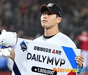 박영현, 빛나는 ‘준PO 4차전 MVP’ [포토엔HD]