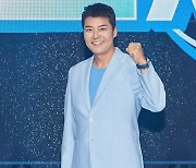 [종합] 전현무, 연수입만 40억 이상인데…또 오디션 MC 됐다 "몸 힘들고 짜증나" ('대학가요제')